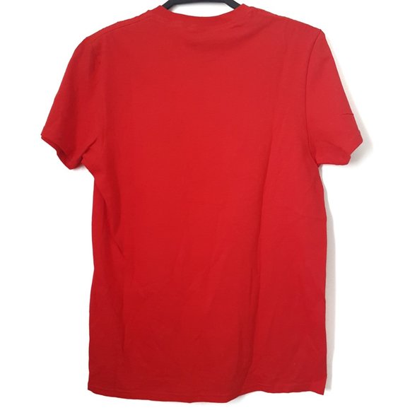 Disney Classic Mickey Mouse Men Red T-Shirt - NWT - Picture 3 of 5